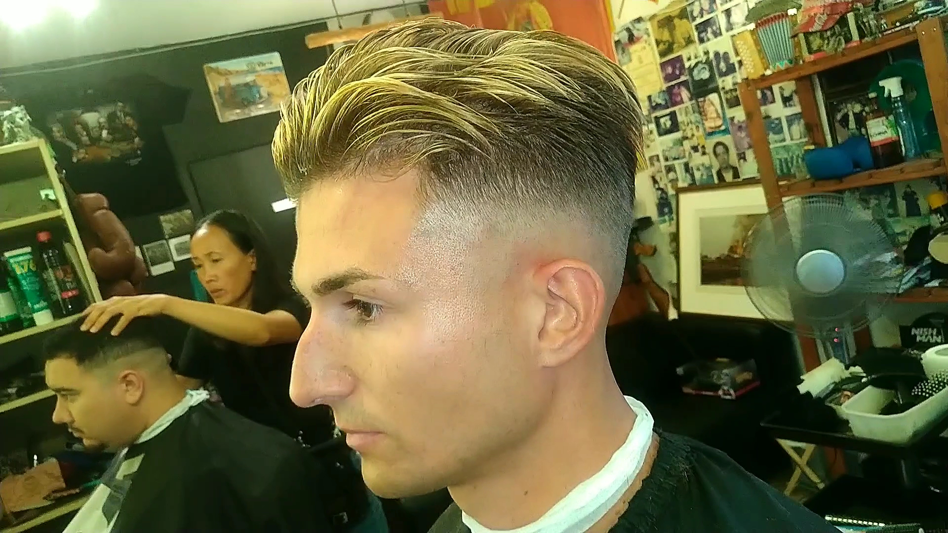 Frischer Herrenschnitt mit sauberem Fade und Tolle im Al Capello Barbershop Luzern